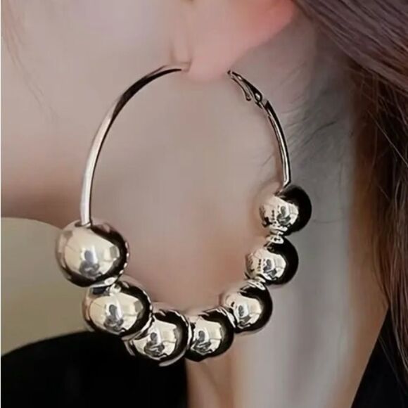 🩶 NEW Bohemian style silver ball hoops 🩶 - Picture 2 of 5